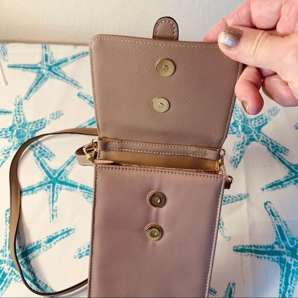 Simply Noelle Phone Crossbody Bag - Picture 10 of 11